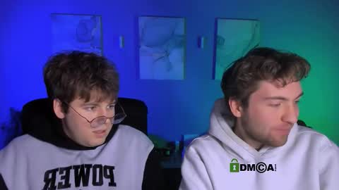 Snapshot of travis_wolf_ chatting on 02-12-26, 09:37 Travis online show from 02-12-26, 09:37