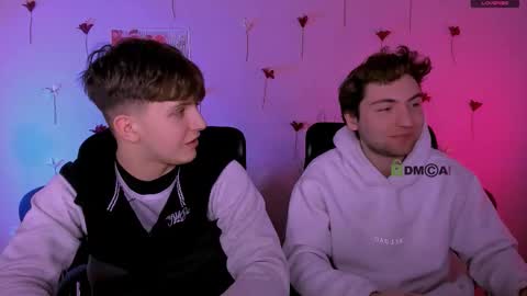 Snapshot of travis_wolf_ chatting on 02-22-26, 10:03 Travis online show from 02-22-26, 10:03