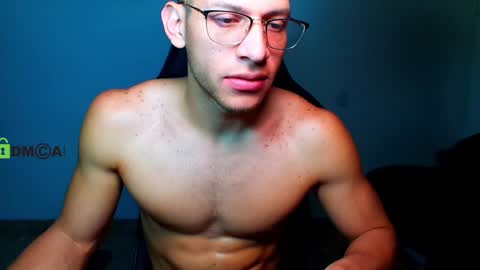 TRAVIS. online show from 12-12-24, 01:10