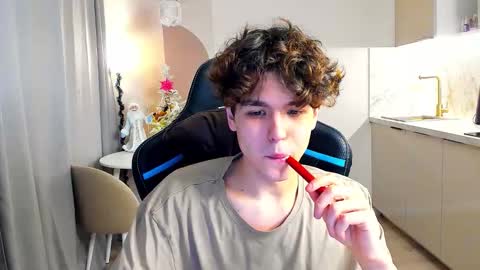 travisrivas online show from 12-03-25, 03:47