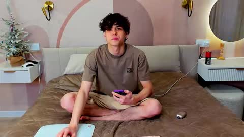 travisrivas online show from 02-09-26, 11:36