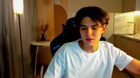 travisrivas online show from 03-26-26, 03:01