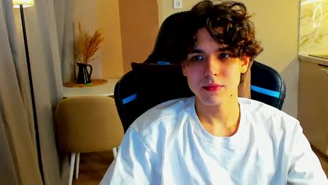 travisrivas online show from 04-03-26, 04:27