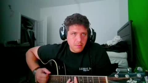 Snapshot of travt91 chatting on 11-09-25, 07:39 travt91 online show from 11-09-25, 07:39