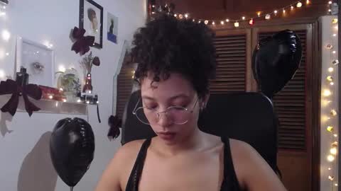 Emily online show from 02-10-25, 10:09