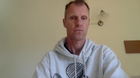 Snapshot of trebo00788 chatting on 10-25-25, 09:06 trebo00788 online show from 10-25-25, 09:06