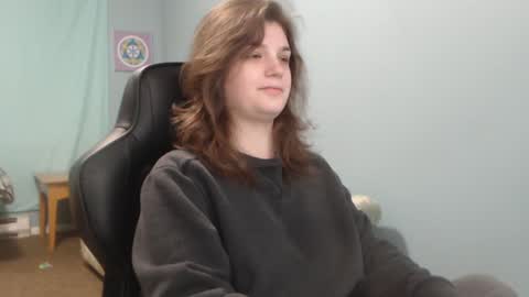 TreeJeanne online show from 02-07-25, 01:11