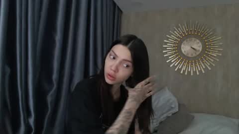 Sarah And Jon online show from 01-04-25, 11:27