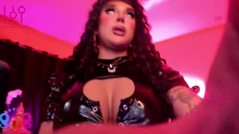 Jade online show from 02-07-25, 01:58