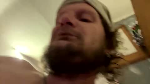 trentlovesitintheass online show from 12-17-25, 12:44