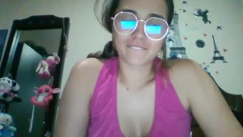 triana_bell online show from 01-28-25, 01:50