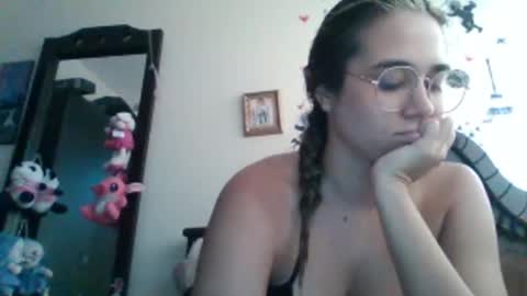 triana_bell online show from 02-08-25, 06:01
