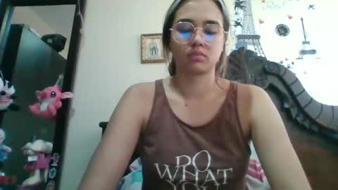 triana_bell online show from 02-12-25, 03:16