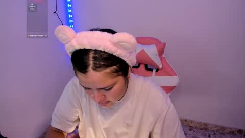 Snapshot of trianna_sweet chatting on 02-27-26, 03:23 trianna_sweet online show from 02-27-26, 03:23