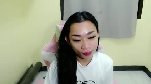 tricia_slut online show from 03-11-25, 01:59