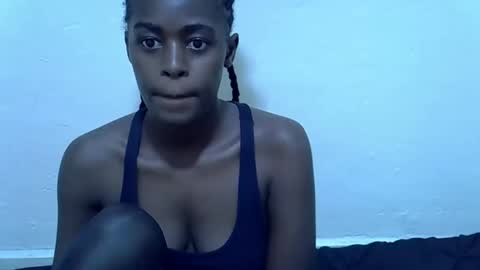 Snapshot of trickle_star chatting on 02-21-26, 01:12 Asteric online show from 02-21-26, 01:12