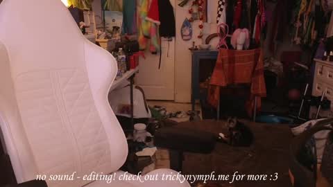 Cassie online show from 02-03-25, 07:40