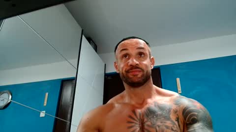 Snapshot of tridentmuscles chatting on 10-07-25, 12:35 tridentmuscles online show from 10-07-25, 12:35