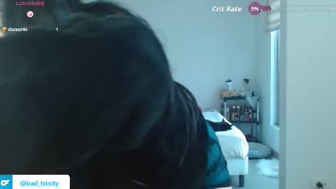 Snapshot of trinity_prestige chatting on 10-17-25, 07:16 TRINITY online show from 10-17-25, 07:16