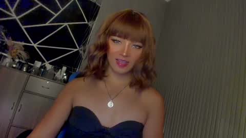 Ms Ella online show from 02-04-25, 12:22