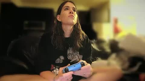 Snapshot of trinityxsecret chatting on 01-10-25, 04:22 MadisonMontgomery online show from 01-10-25, 04:22