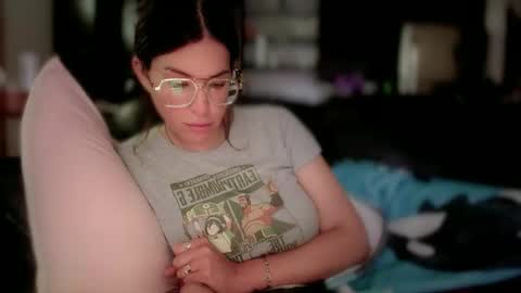 Snapshot of trinityxsecret chatting on 09-15-25, 11:05 MadisonMontgomery online show from 09-15-25, 11:05