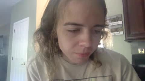 trippybb222 online show from 10-01-25, 06:03