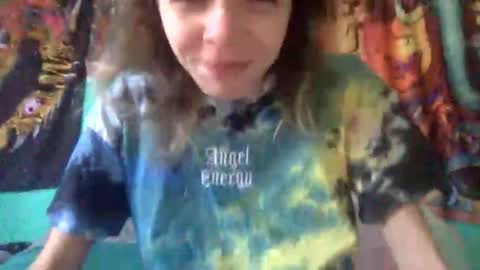 trippybb222 online show from 10-21-25, 03:02