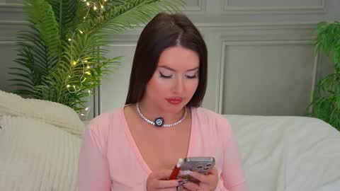 trisha_winslet online show from 01-07-26, 11:01