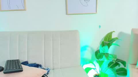 Trissha online show from 01-11-25, 03:09