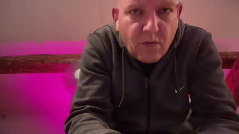 Triton online show from 09-25-25, 02:59