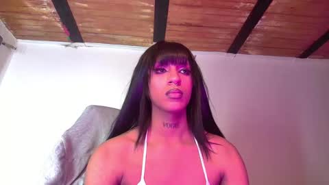 Snapshot of trix_ebony chatting on 10-27-25, 11:20 trix_ebony online show from 10-27-25, 11:20