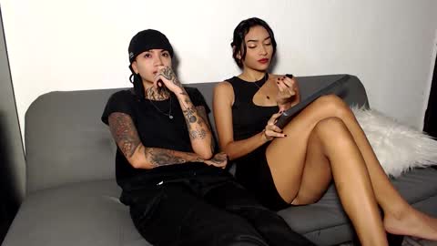 trixiandsuki online show from 10-11-25, 07:56