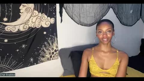 trixie_luv online show from 11-19-25, 02:39