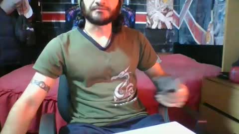 Snapshot of trizquelmen chatting on 09-26-25, 04:44 Andrew online show from 09-26-25, 04:44