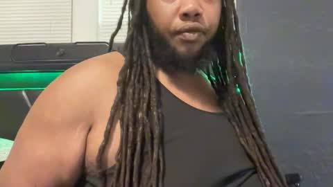 Snapshot of trmdstrong chatting on 10-17-25, 01:31 Trmdstrong online show from 10-17-25, 01:31