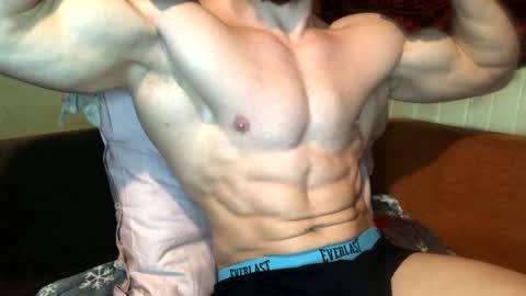 Troncq online show from 03-09-25, 08:07