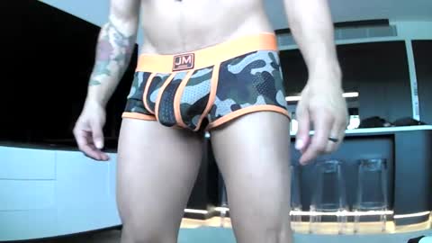 Snapshot of tropicalmadness chatting on 03-02-25, 04:50 Archie Torres online show from 03-02-25, 04:50