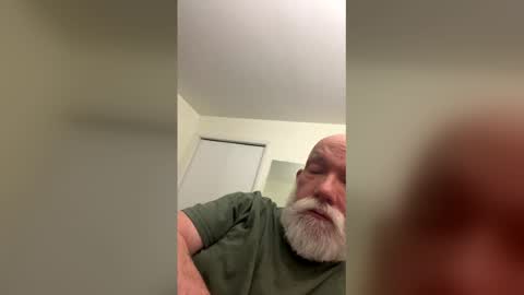 Snapshot of troy49 chatting on 01-07-26, 05:43 troy49 online show from 01-07-26, 05:43