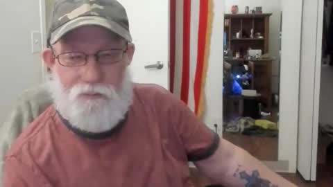 Snapshot of troy49 chatting on 01-14-26, 02:50 troy49 online show from 01-14-26, 02:50