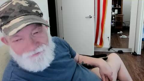 Snapshot of troy49 chatting on 02-09-26, 01:15 troy49 online show from 02-09-26, 01:15