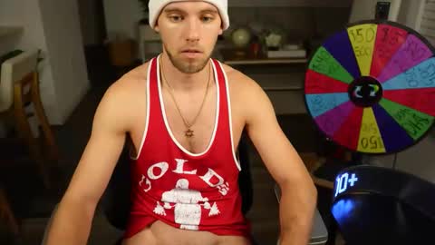 Snapshot of troy_greenxo chatting on 01-06-26, 03:43 Troy Green online show from 01-06-26, 03:43