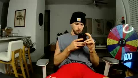 Snapshot of troy_greenxo chatting on 02-09-26, 05:55 Troy Green online show from 02-09-26, 05:55