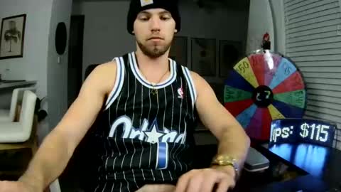 Snapshot of troy_greenxo chatting on 02-10-26, 03:21 Troy Green online show from 02-10-26, 03:21