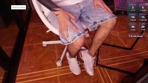 Troy online show from 11-19-25, 07:25