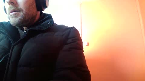 eros online show from 02-11-26, 09:03