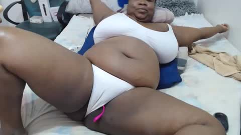 TrueBella30 online show from 01-28-25, 06:38