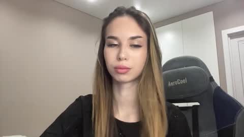 tryme_muse online show from 12-21-25, 05:20