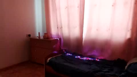 Emilum online show from 02-01-25, 04:14