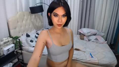 Snapshot of ts_tatiana chatting on 12-07-24, 05:37 billie online show from 12-07-24, 05:37